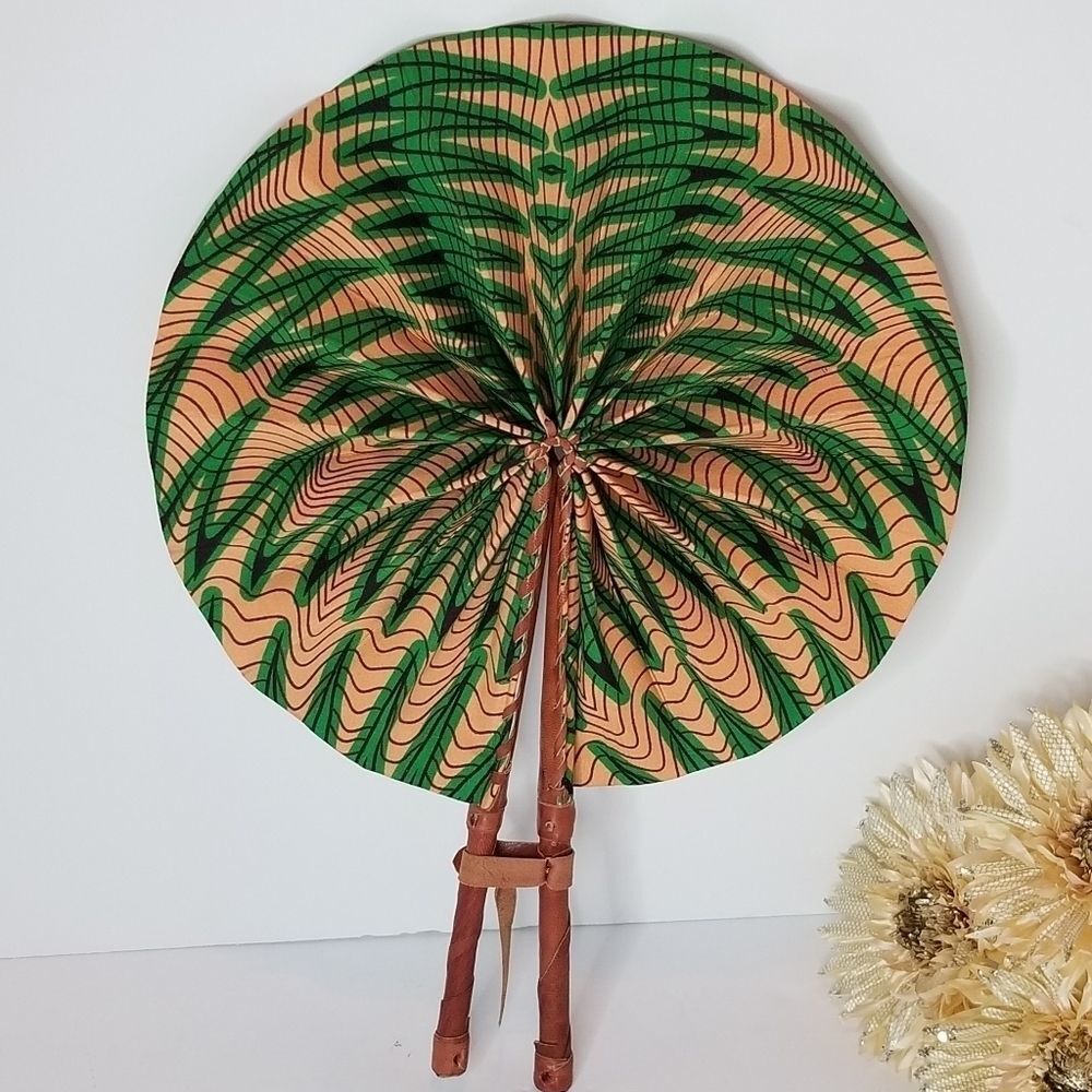 🆕️💥Handmade Beautiful Print Fan💥 - Picture 7 of 7